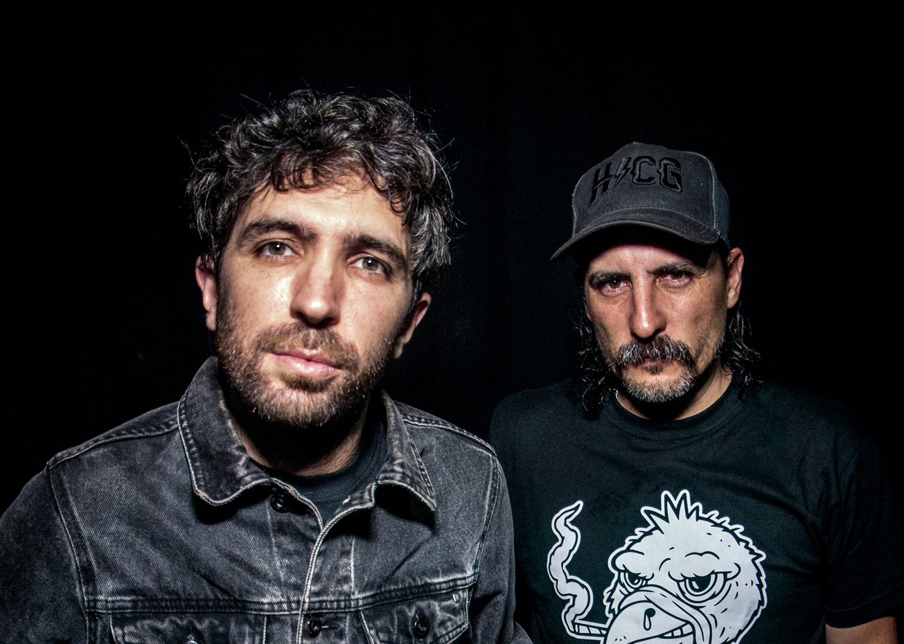 GUERREROS ATÍPICOS: ROCK DE PASADO, PRESENTE Y FUTURO Camionero, el power dúo que vuelve a poner el rock en funcionamiento desde la insistencia, la persistencia de lo colectivo y la experiencia en vivo.